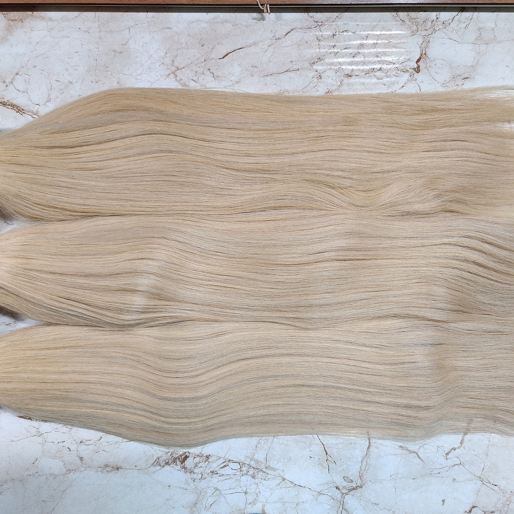 Blonde straight Hair Extensions