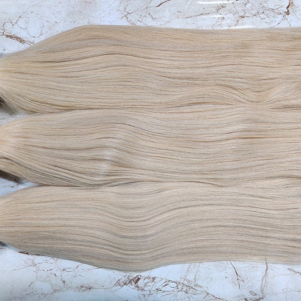 Blonde straight Hair Extensions