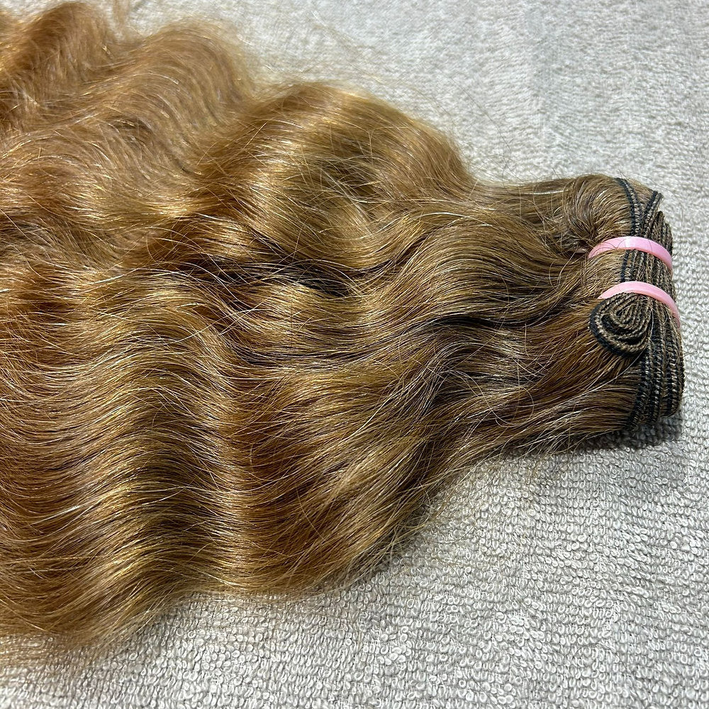 Honey Blonde Wavy Hair Extensions